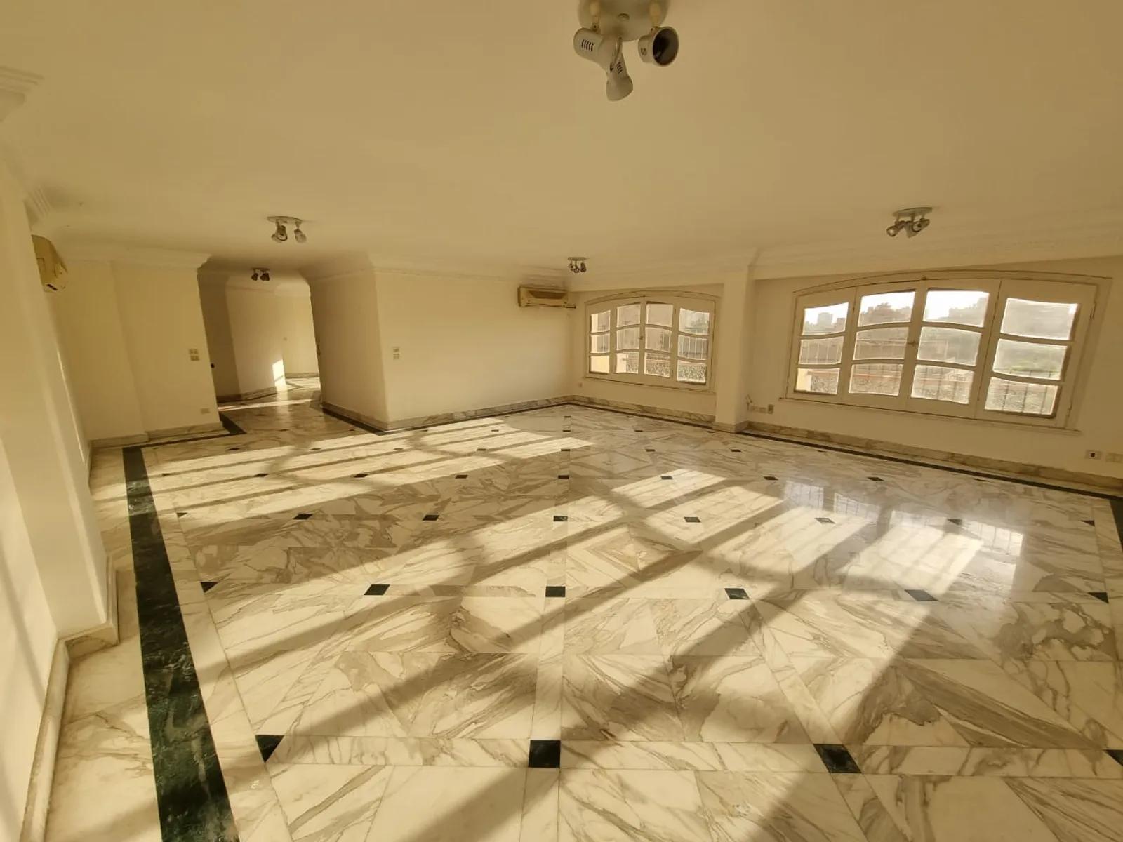 Penthouses For Sale In Maadi Maadi Degla Area: 280 m² consists of 3 Bedrooms 2 Bathrooms Semi furnished 5 stars #3168