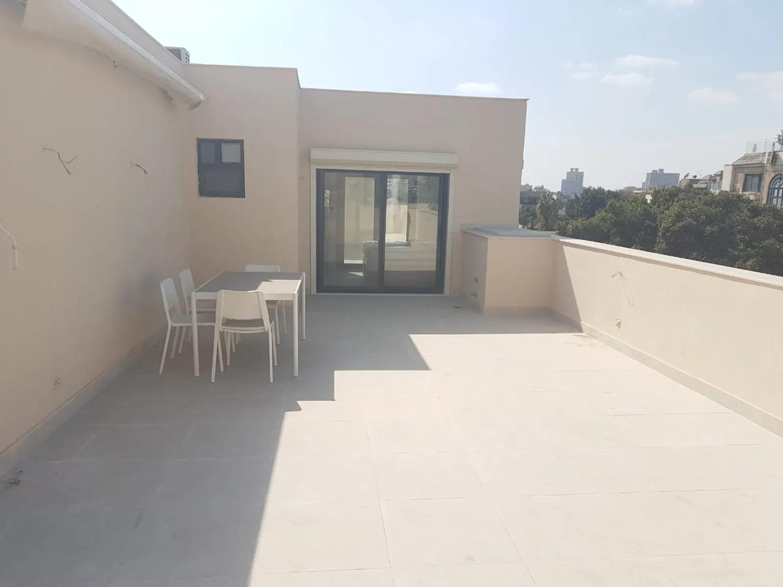 Studios For Sale In Maadi Maadi Sarayat Area: 50 m² consists of 1 Bedrooms 1 Bathrooms Modern furnished 5 stars #6090