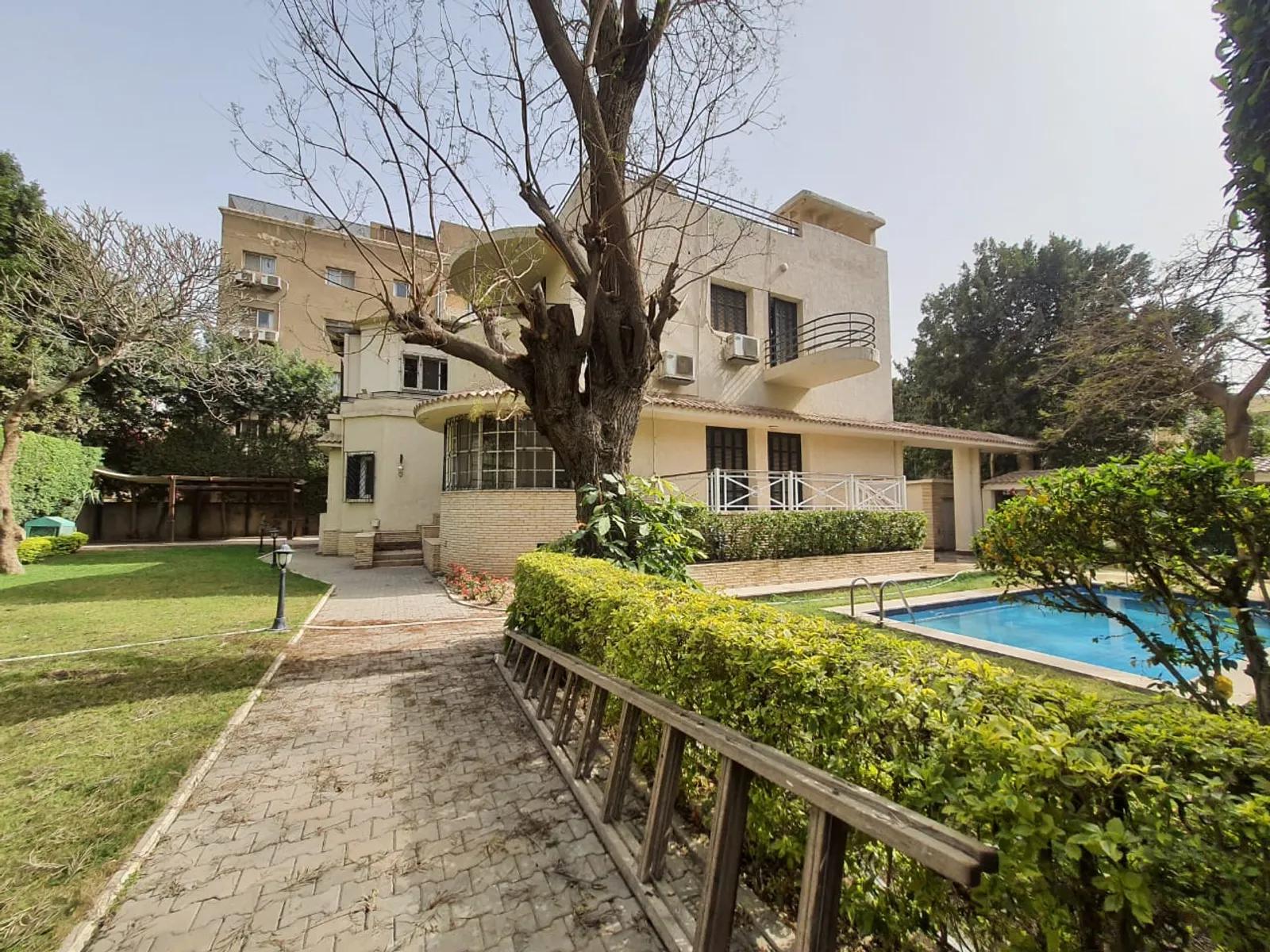 Villas For Sale In Maadi Maadi Sarayat Area: 1050 m² consists of 4 Bedrooms 4 Bathrooms Semi furnished 5 stars #5406
