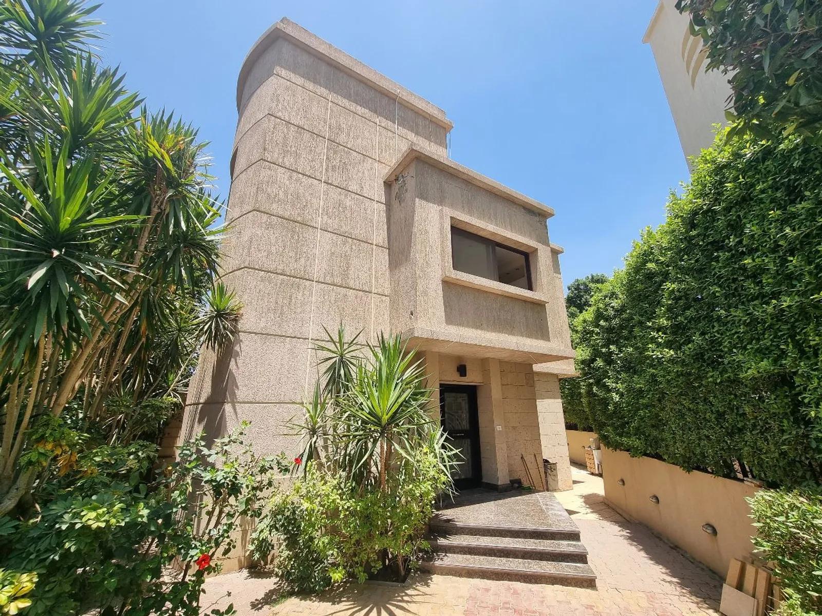Office spaces For Sale In Maadi Maadi Degla Area: 600 m² consists of 4 Bedrooms 4 Bathrooms Semi furnished 5 stars #5722