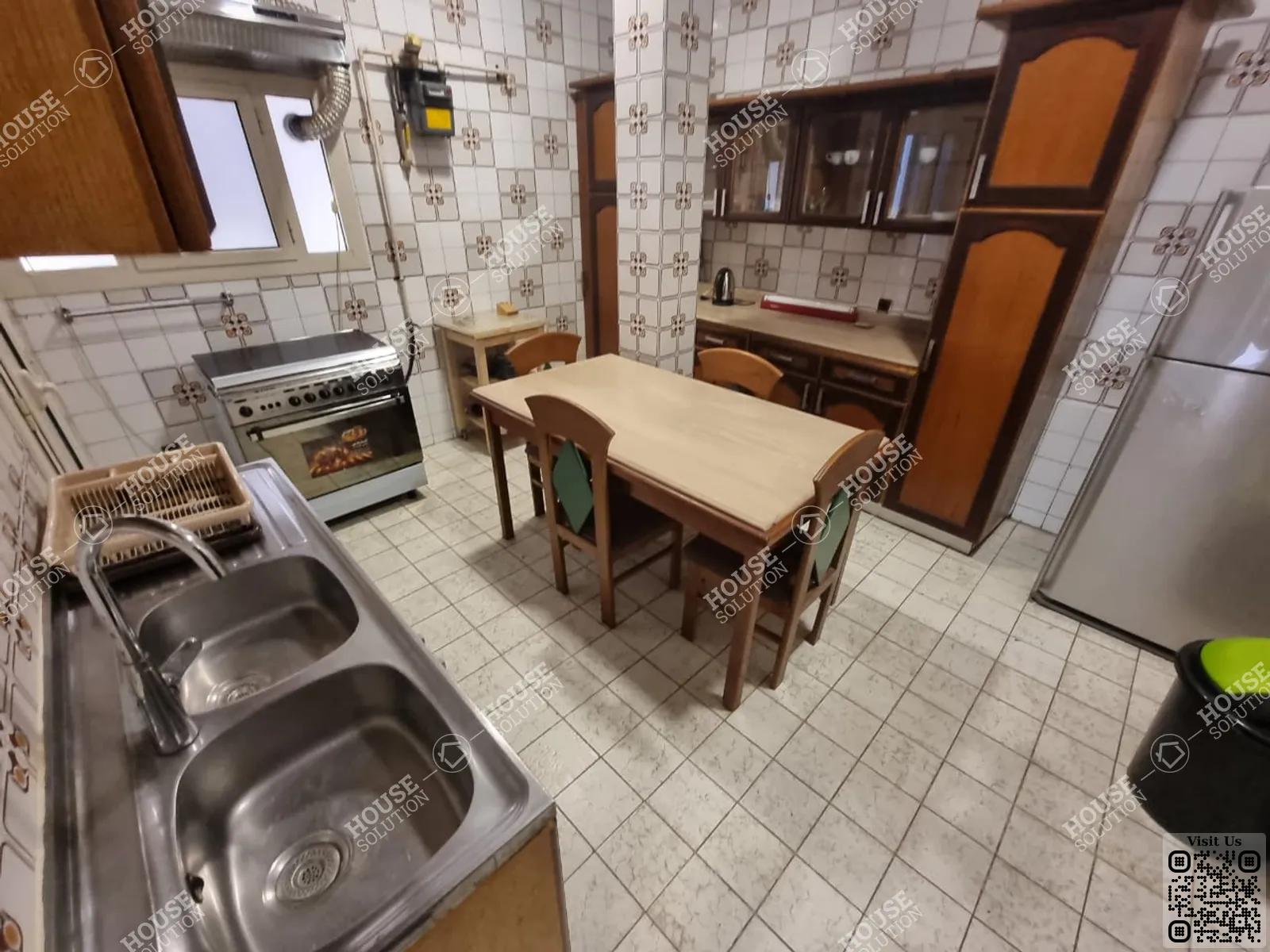مطبخ	 @ شقق للإيجار في المعادي سرايات المعادي مساحة: 185 م² تتكون من 3 غرفة 2 حمام مفروش مودرن 5 نجوم #5761-2