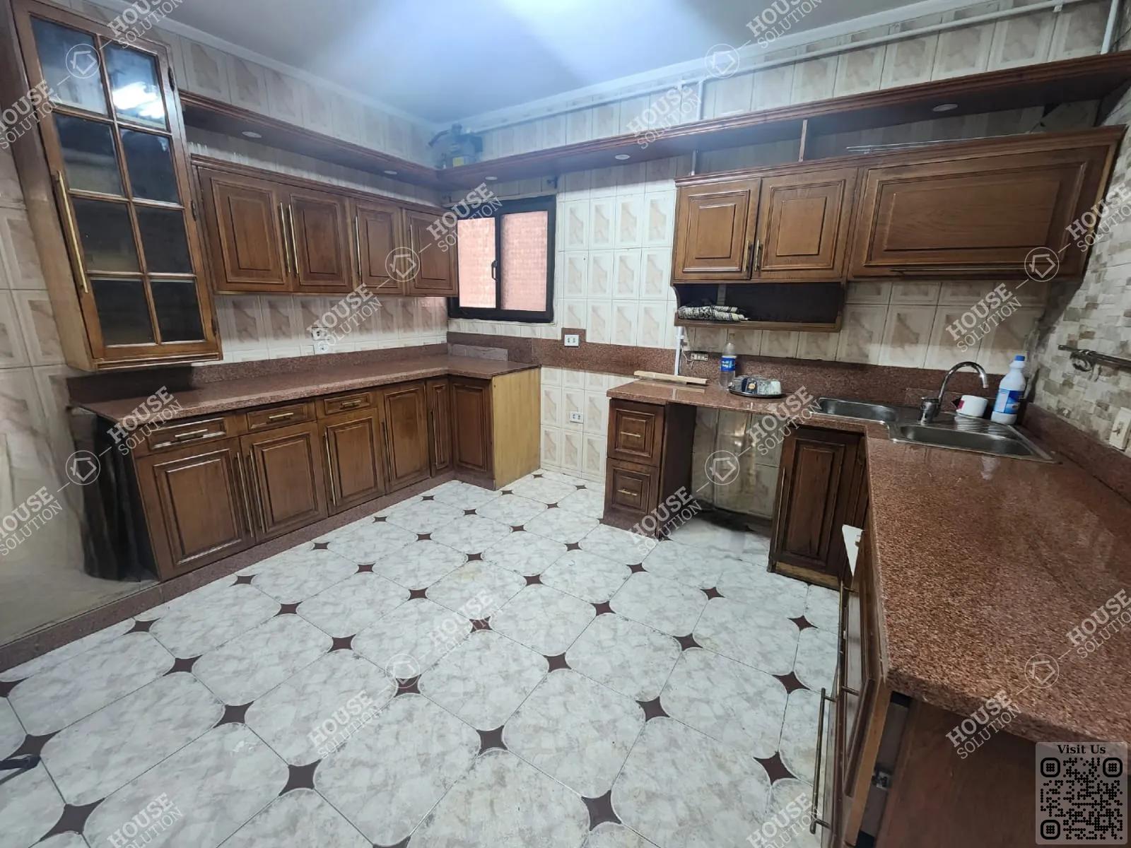 مطبخ	 @ شقق للإيجار في المعادي المعادي الجديده مساحة: 175 م² تتكون من 3 غرفة 2 حمام نصف مفروش 5 نجوم #5776-2